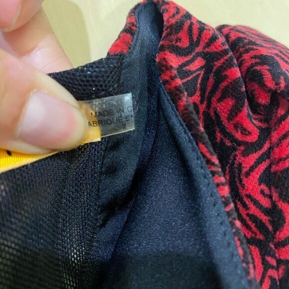 Alice & Olivia Red Rose Velvet Peplum Dress - Picture 6 of 9